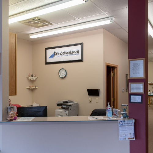Gallery-inside-clinic-progressive-rehabilitation-associates-williamsburg-IA-1